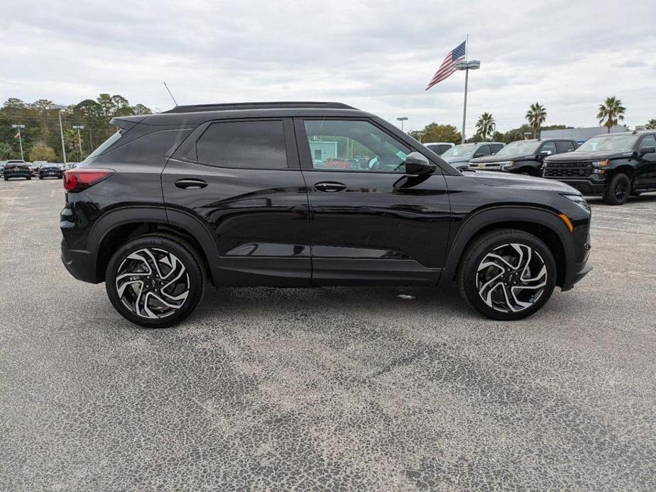 new 2025 Chevrolet TrailBlazer car, priced at $28,890