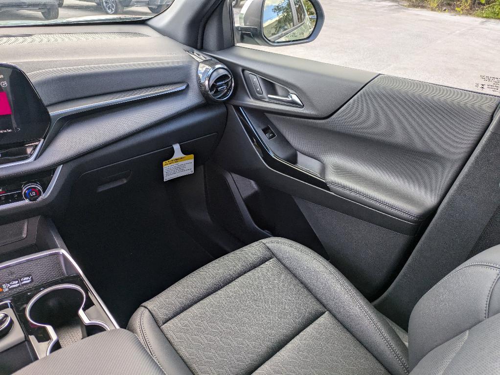 new 2026 Chevrolet Equinox car, priced at $32,255