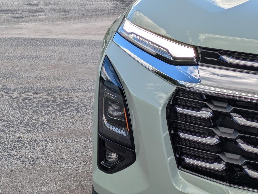 new 2026 Chevrolet Equinox car, priced at $32,255
