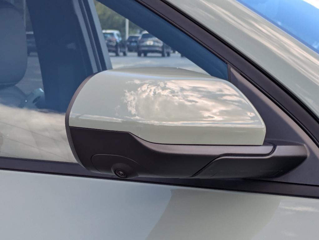 new 2026 Chevrolet Equinox car, priced at $32,255