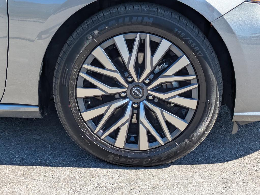 used 2024 Nissan Altima car, priced at $17,999
