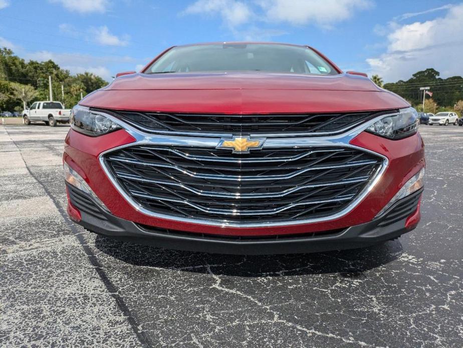 new 2025 Chevrolet Malibu car, priced at $29,365