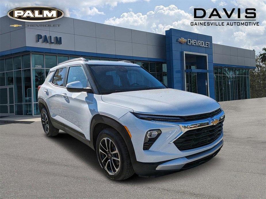 new 2025 Chevrolet TrailBlazer car, priced at $27,975