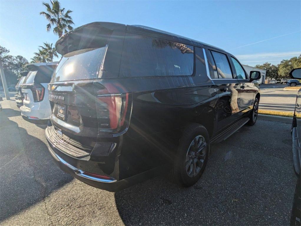 new 2025 Chevrolet Suburban car, priced at $63,869