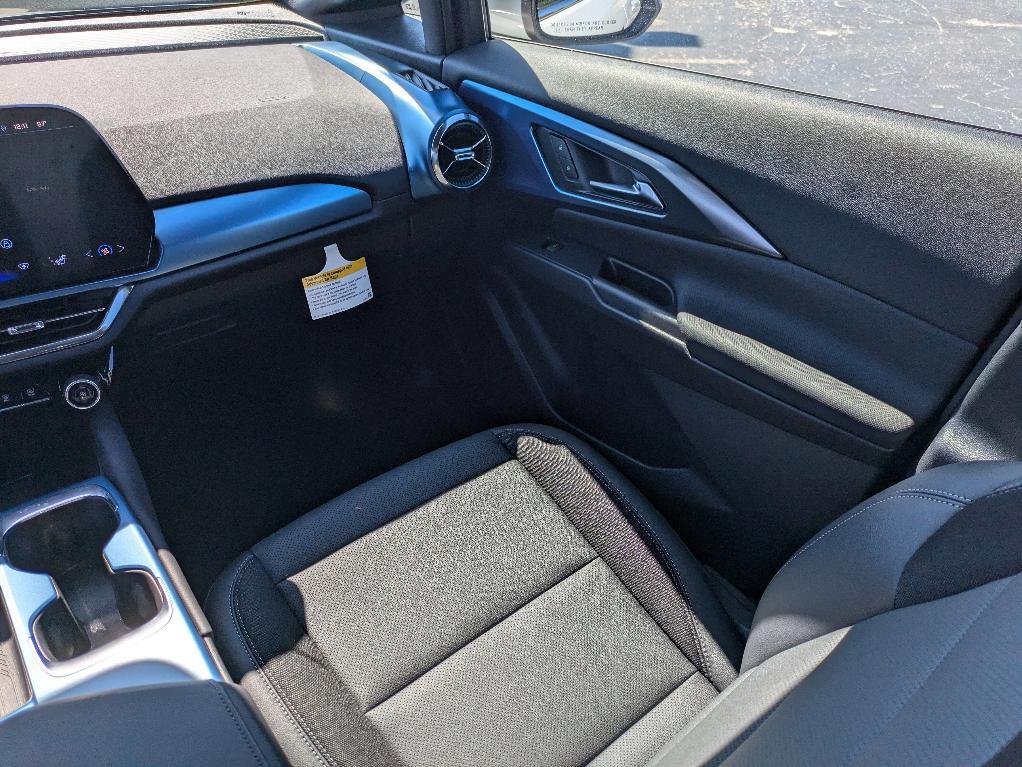 new 2026 Chevrolet Equinox EV car, priced at $39,570