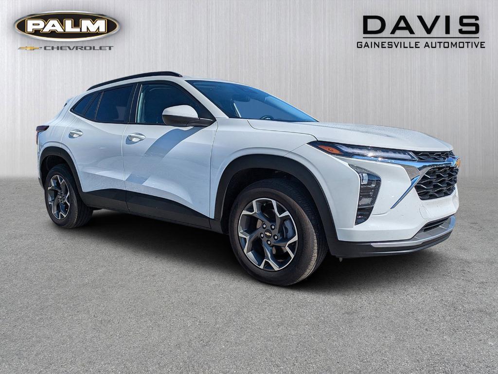 new 2025 Chevrolet Trax car, priced at $25,380