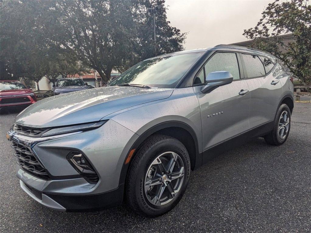 new 2025 Chevrolet Blazer car, priced at $38,095