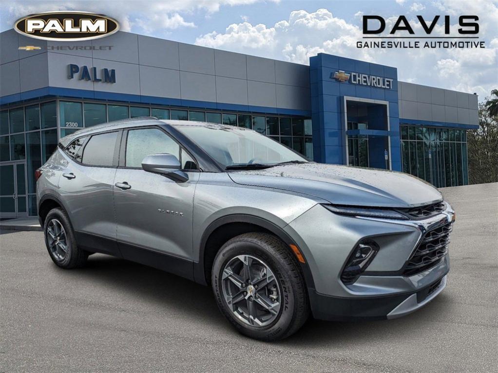 new 2025 Chevrolet Blazer car, priced at $38,095