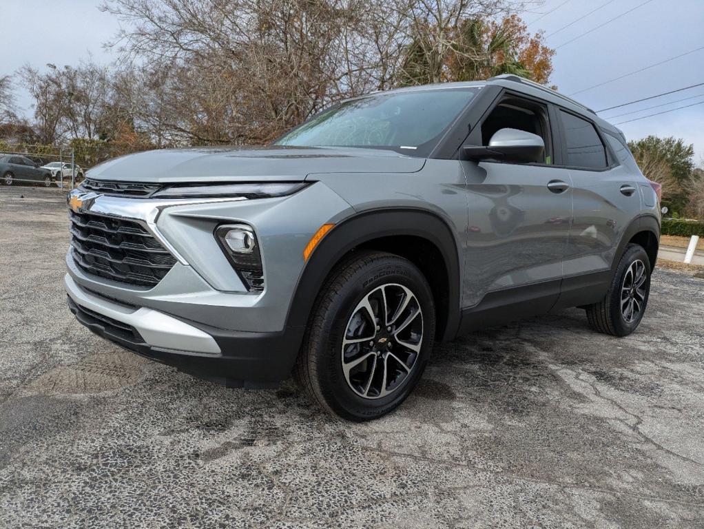 new 2025 Chevrolet TrailBlazer car, priced at $27,725