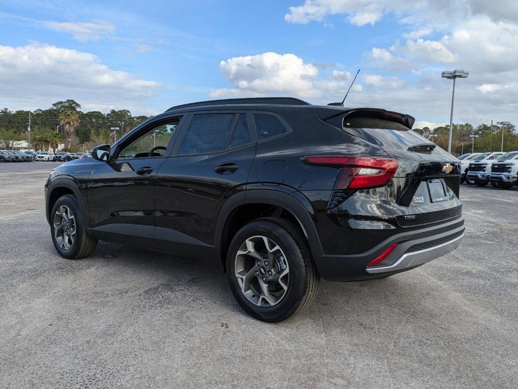 new 2025 Chevrolet Trax car, priced at $24,485