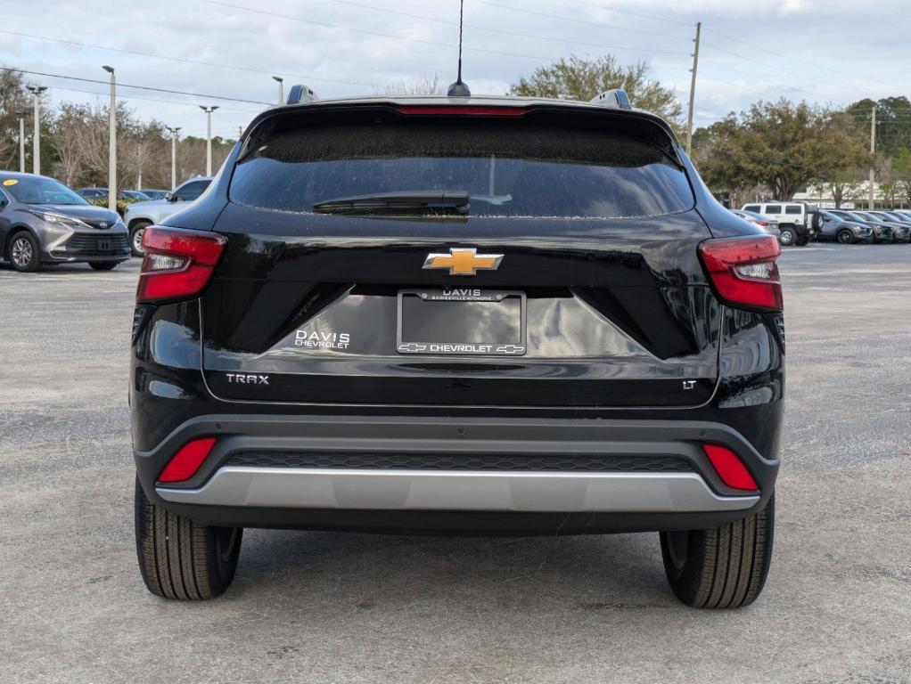 new 2025 Chevrolet Trax car, priced at $24,485