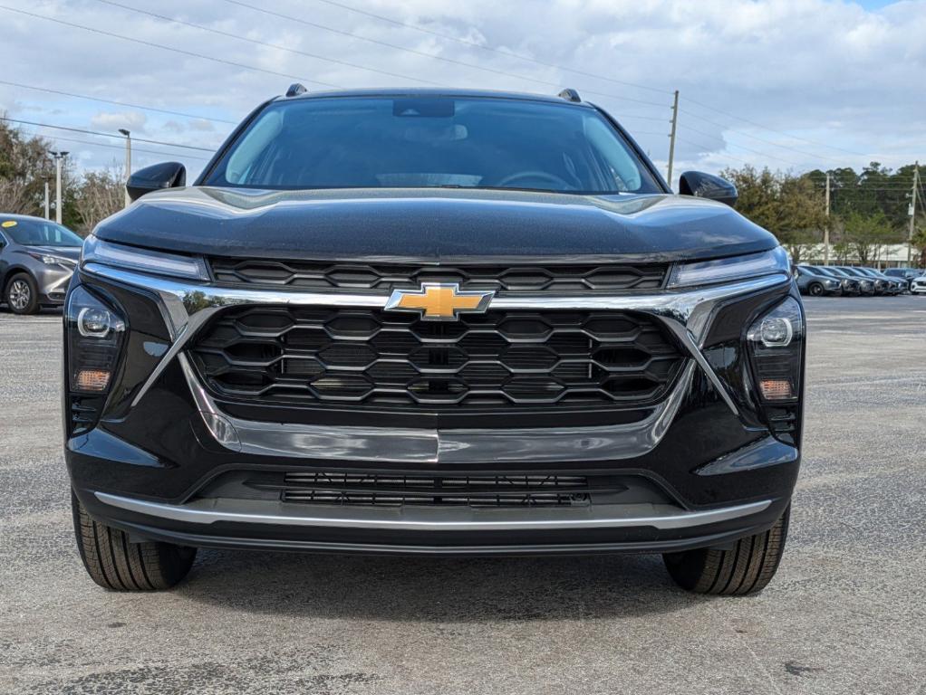 new 2025 Chevrolet Trax car, priced at $24,485