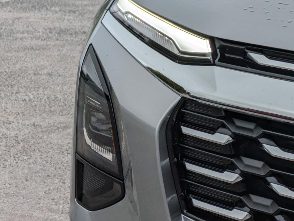 new 2026 Chevrolet Equinox car, priced at $31,310