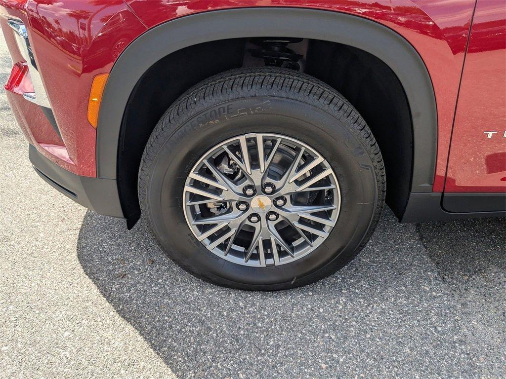 new 2025 Chevrolet Traverse car, priced at $43,055
