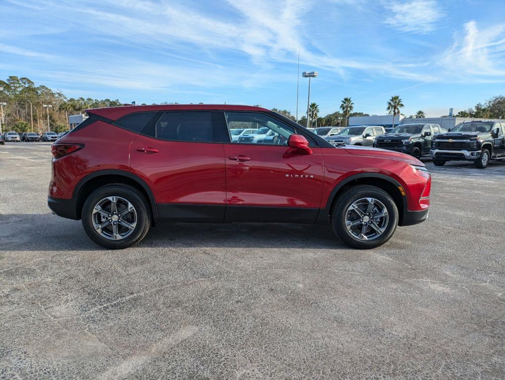 new 2025 Chevrolet Blazer car, priced at $34,980