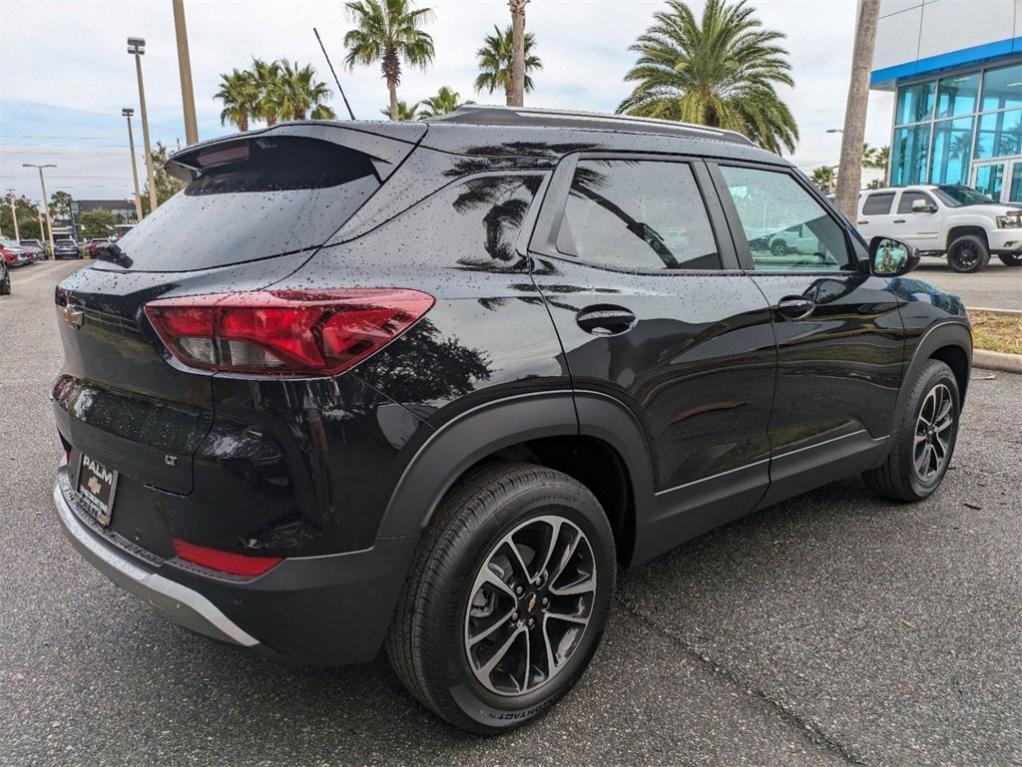 new 2025 Chevrolet TrailBlazer car, priced at $27,725