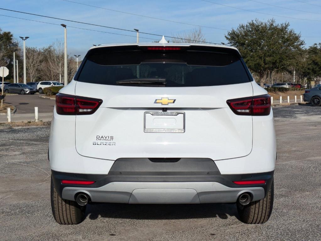 new 2025 Chevrolet Blazer car, priced at $35,135