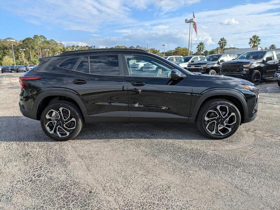 new 2025 Chevrolet Trax car, priced at $25,690