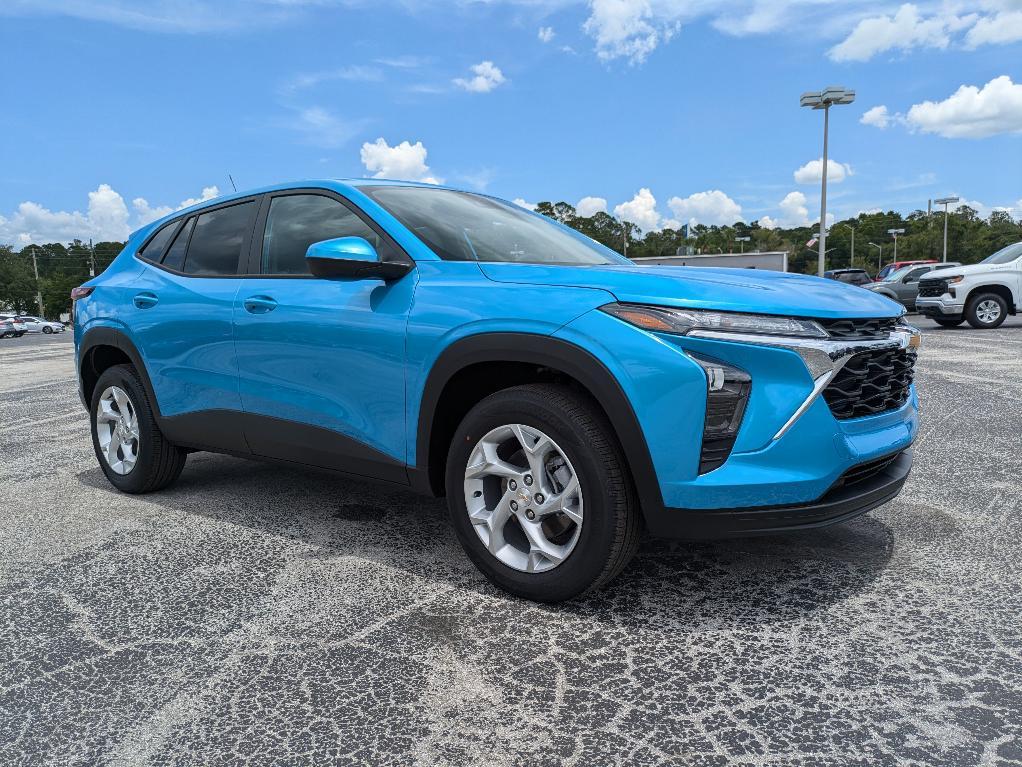 new 2025 Chevrolet Trax car, priced at $22,445