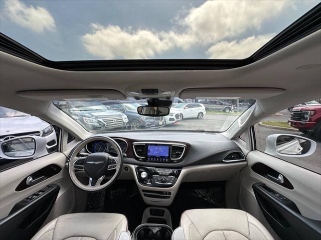 used 2017 Chrysler Pacifica car, priced at $14,995