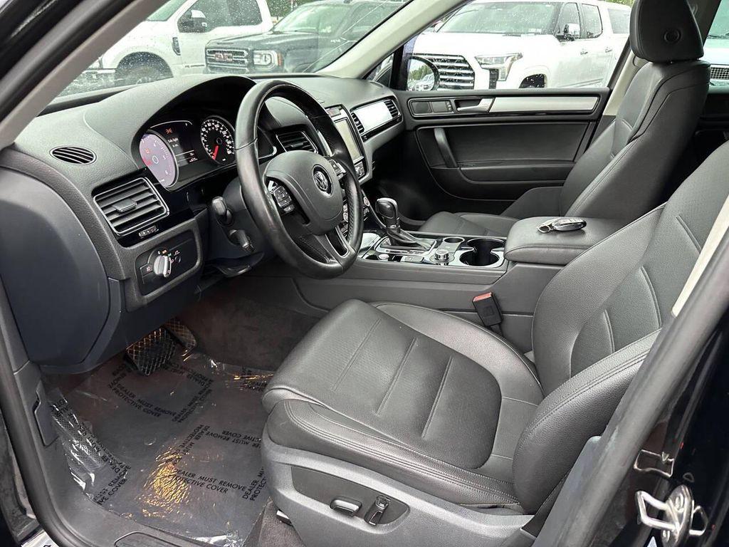used 2014 Volkswagen Touareg car, priced at $12,995