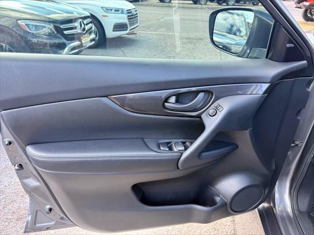 used 2020 Nissan Rogue car, priced at $17,995