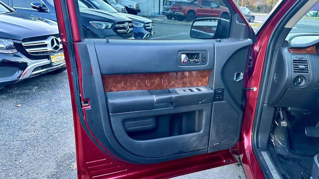 used 2009 Ford Flex car, priced at $5,995