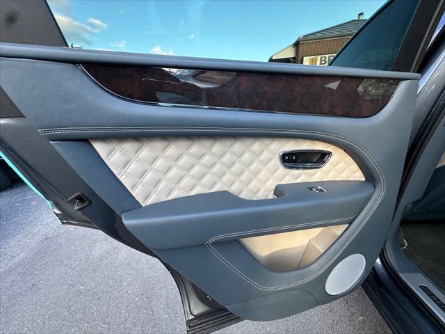 used 2021 Bentley Bentayga car, priced at $99,995