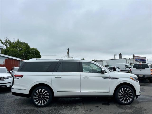 used 2023 Lincoln Navigator car, priced at $69,995