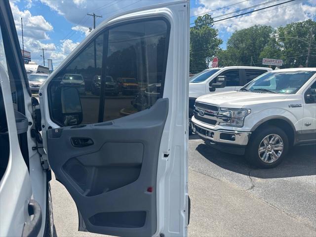 used 2019 Ford Transit-350 car