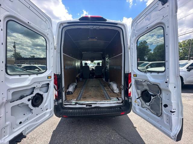 used 2019 Ford Transit-350 car