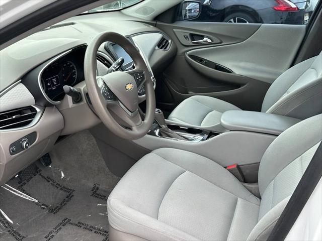 used 2018 Chevrolet Malibu car, priced at $9,995
