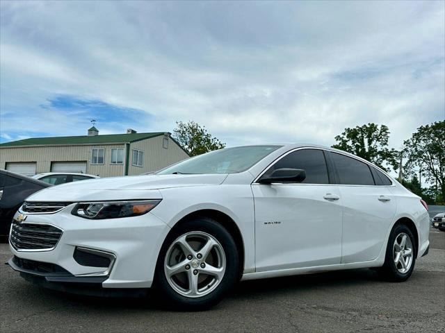 used 2018 Chevrolet Malibu car, priced at $9,995