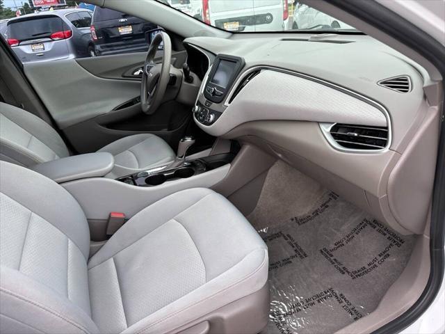 used 2018 Chevrolet Malibu car, priced at $9,995