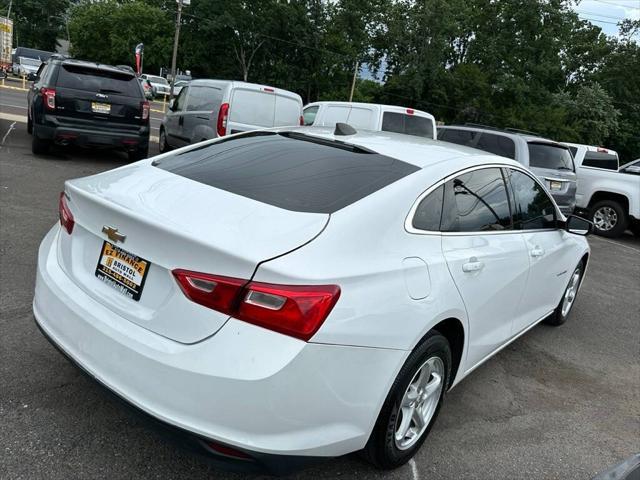 used 2018 Chevrolet Malibu car, priced at $9,995