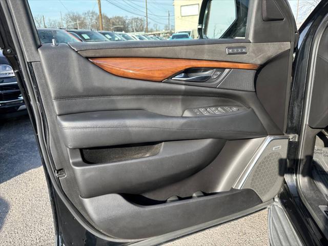 used 2018 Cadillac Escalade car, priced at $26,995