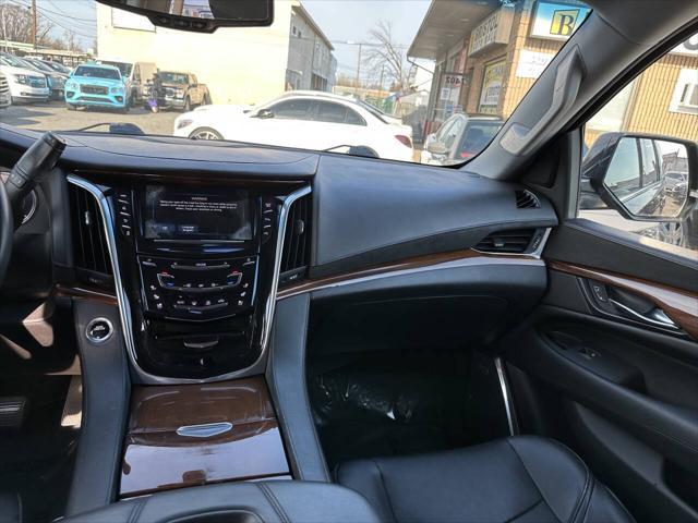 used 2018 Cadillac Escalade car, priced at $26,995