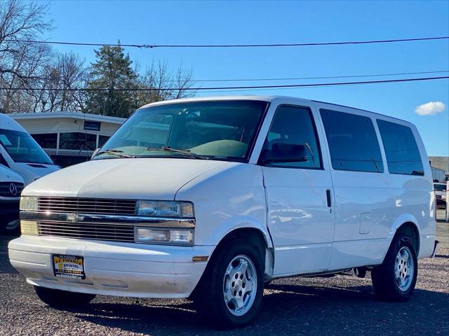 used 2005 Chevrolet Astro car, priced at $5,995