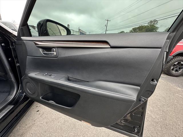 used 2013 Lexus ES 350 car, priced at $12,995