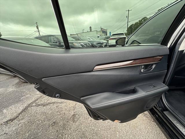 used 2013 Lexus ES 350 car, priced at $12,995