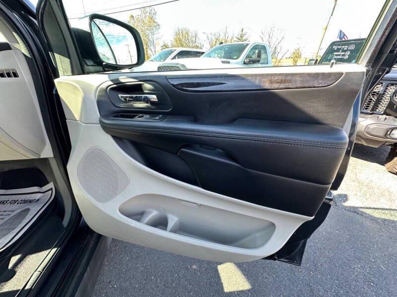 used 2014 Dodge Grand Caravan car, priced at $19,995