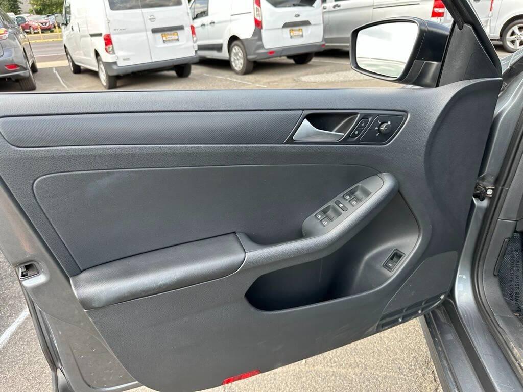 used 2014 Volkswagen Jetta car, priced at $9,995