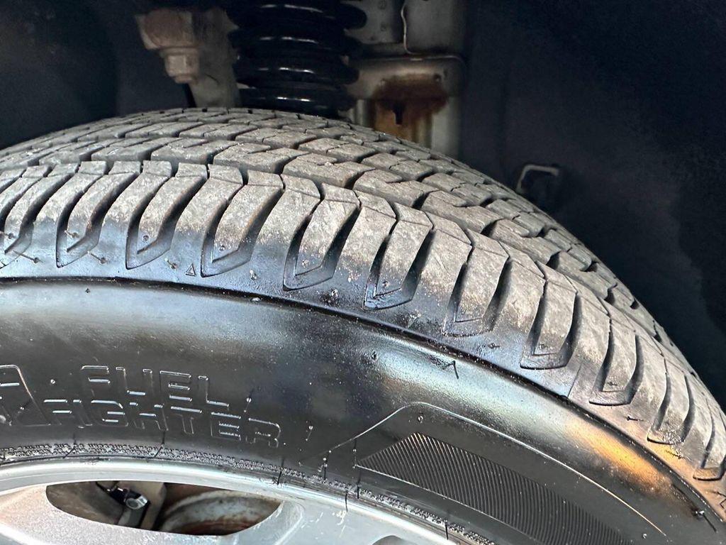 used 2006 Dodge Magnum car, priced at $4,995