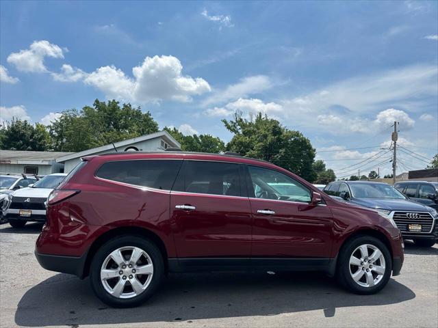 used 2017 Chevrolet Traverse car, priced at $14,995