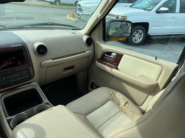 used 2003 Ford Expedition car, priced at $2,995