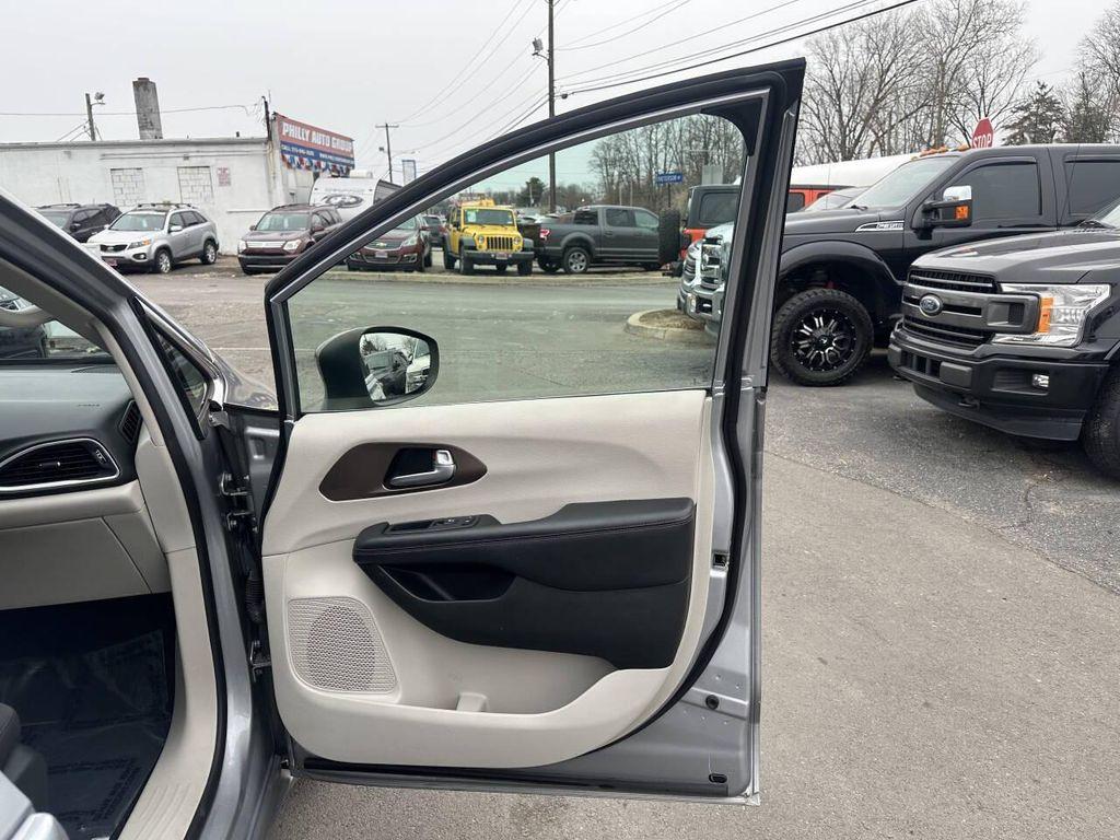 used 2017 Chrysler Pacifica car, priced at $14,995