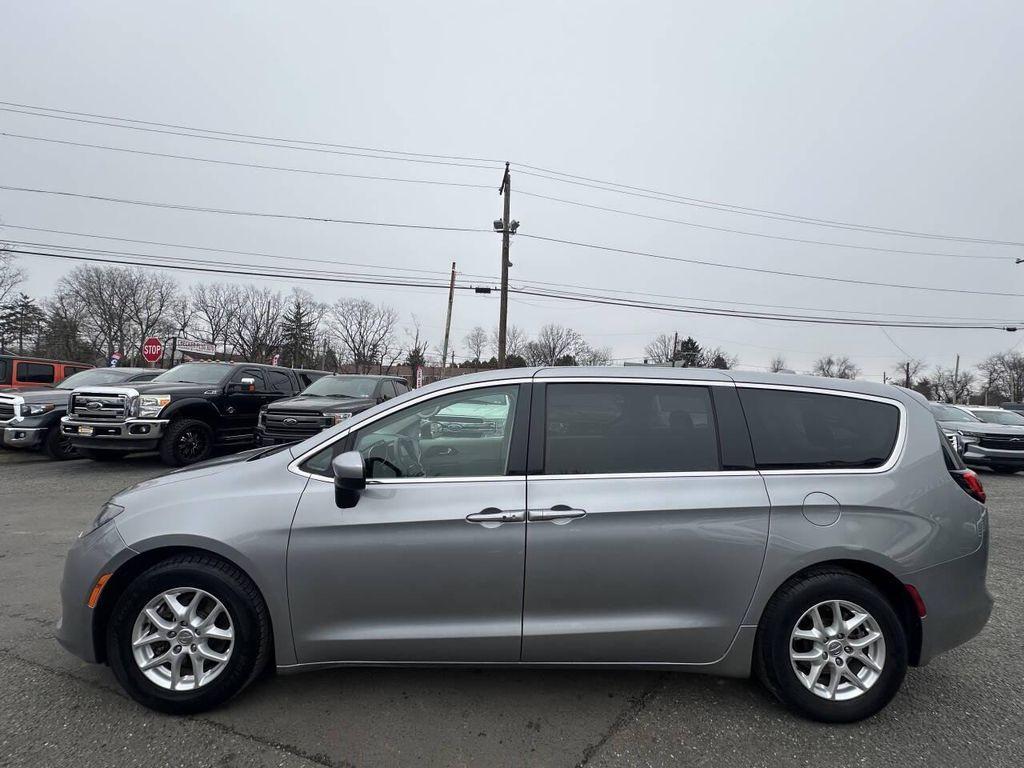 used 2017 Chrysler Pacifica car, priced at $14,995