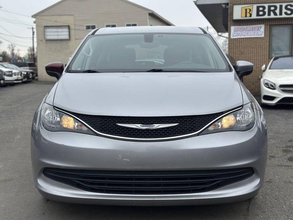 used 2017 Chrysler Pacifica car, priced at $14,995