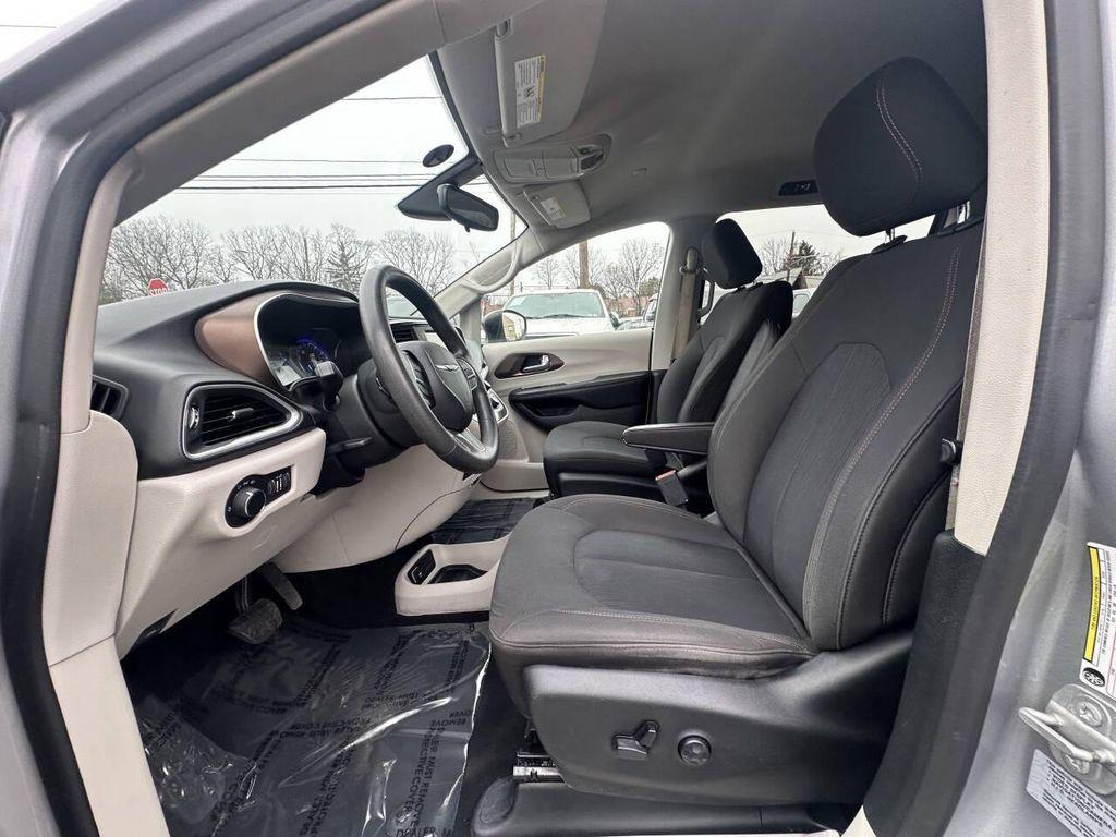 used 2017 Chrysler Pacifica car, priced at $14,995