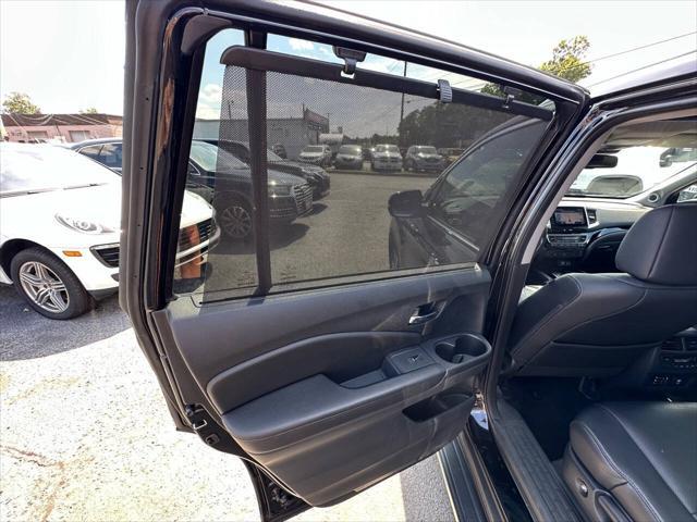 used 2016 Honda Pilot car, priced at $14,995